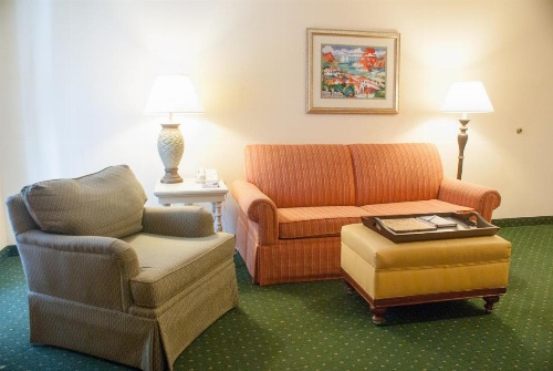 Hawthorn Suites by Wyndham Jacksonville image 33