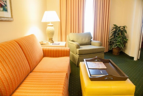 Hawthorn Suites by Wyndham Jacksonville image 46