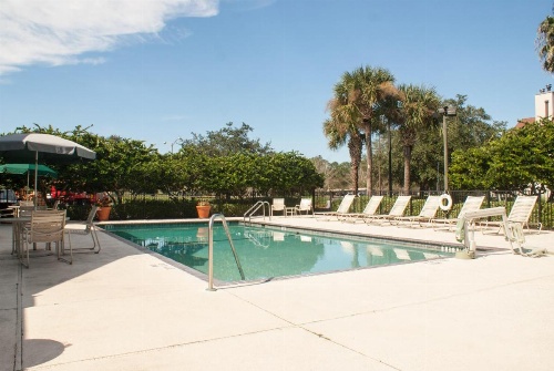 Hawthorn Suites by Wyndham Jacksonville image 70